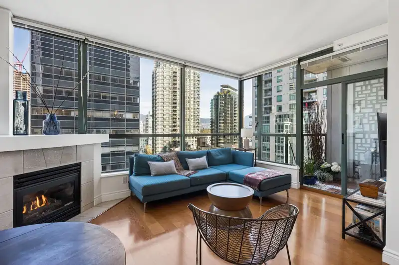 705 1239 W GEORGIA STREET - photo 4 of 30