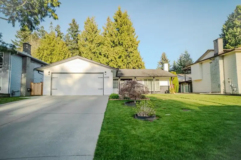 6154 130B STREET - photo 2 of 22