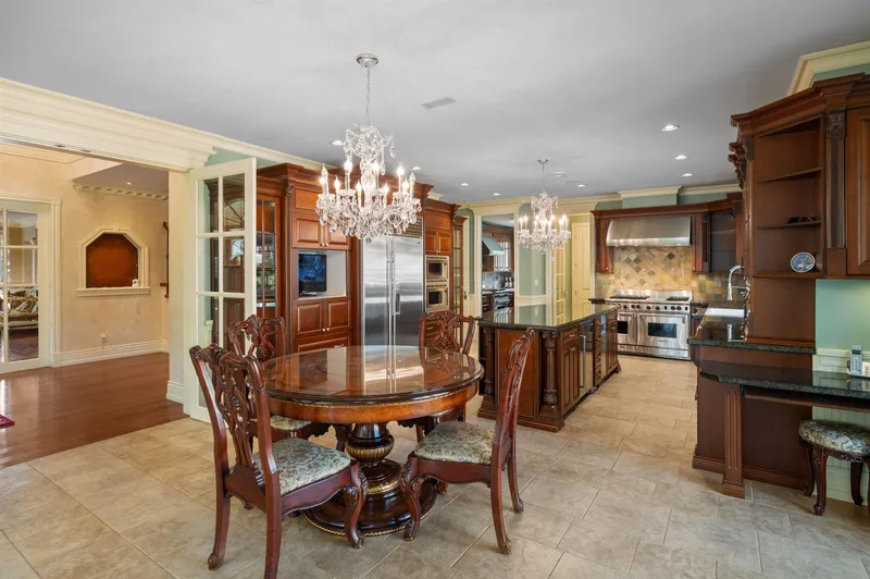 4583 HUDSON STREET - photo 4 of 13