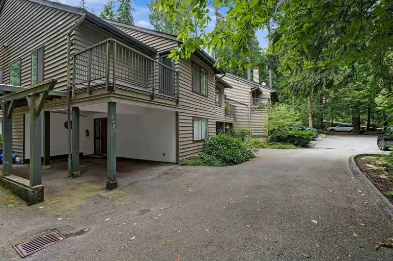 3381 WILLIAM AVENUE - photo 3 of 24