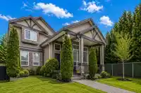 7506 143C STREET - thumbnail 1