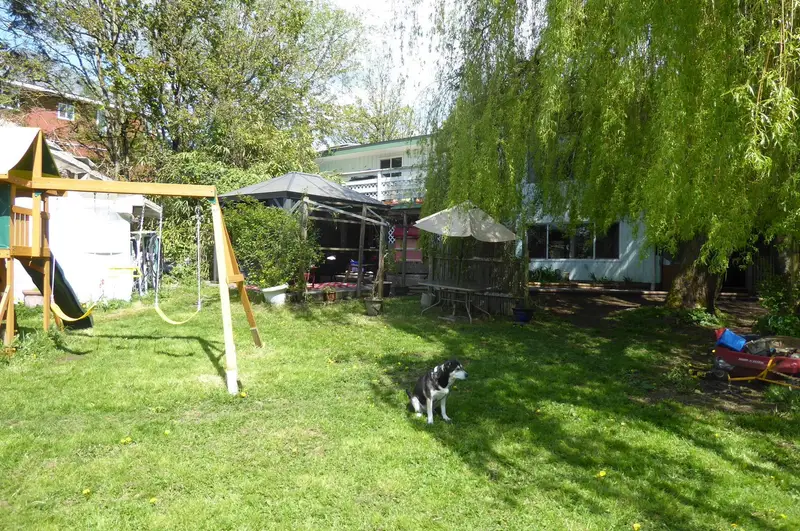 5471 184 STREET - photo 3 of 6