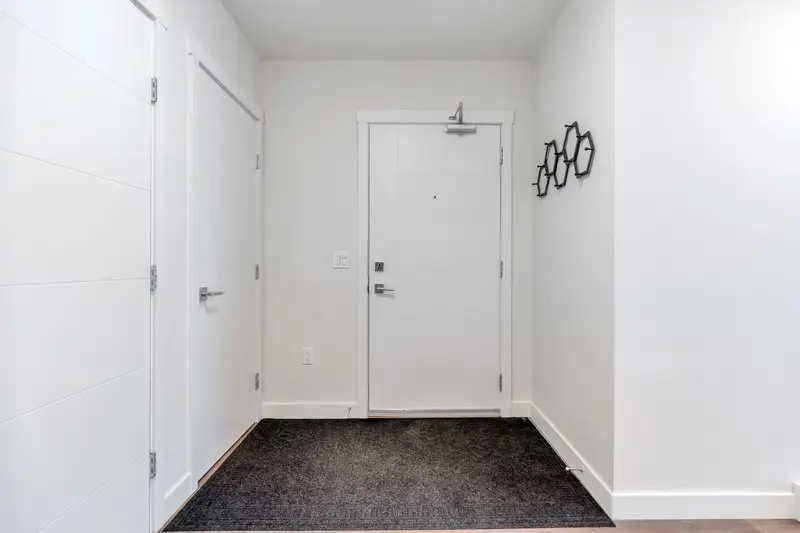 611 707 COMO LAKE AVENUE - photo 2 of 25