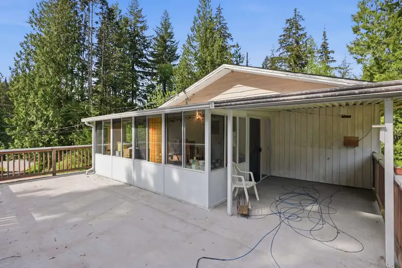 28595 DEWDNEY TRUNK ROAD - photo 3 of 8