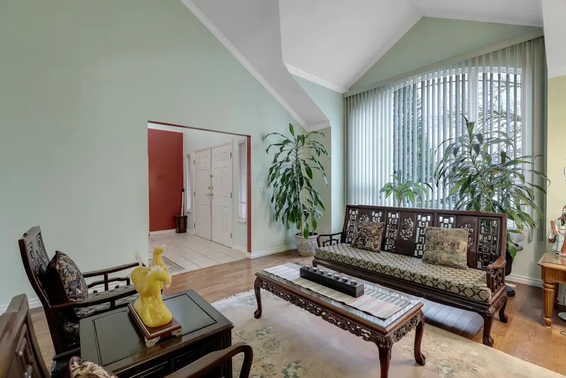 10955 156 STREET - photo 3 of 25