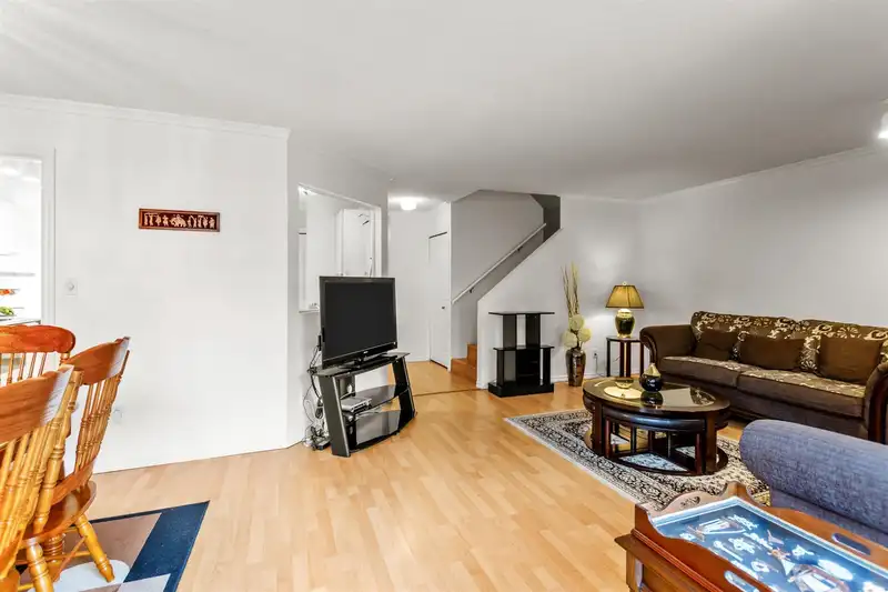24 2561 RUNNEL DRIVE - photo 3 of 35