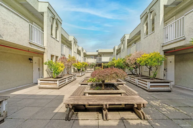 208 5520 JOYCE STREET - photo 3 of 7