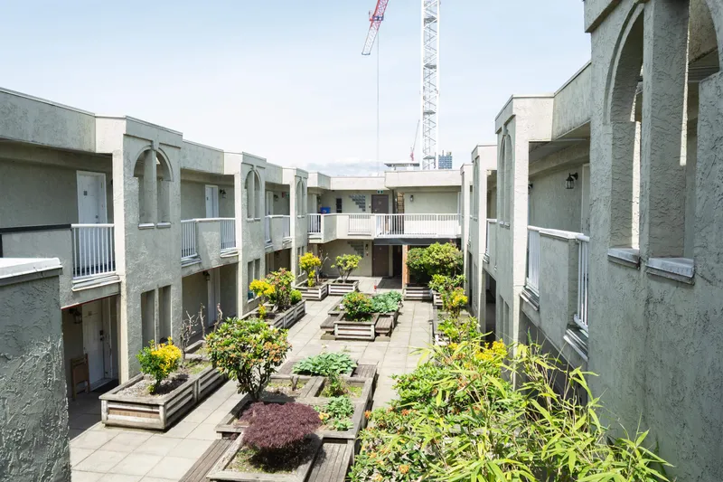 208 5520 JOYCE STREET - photo 4 of 7