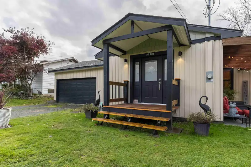 33966 MACLURE ROAD - photo 2 of 22