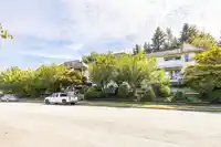 105 3088 FLINT STREET - thumbnail 2
