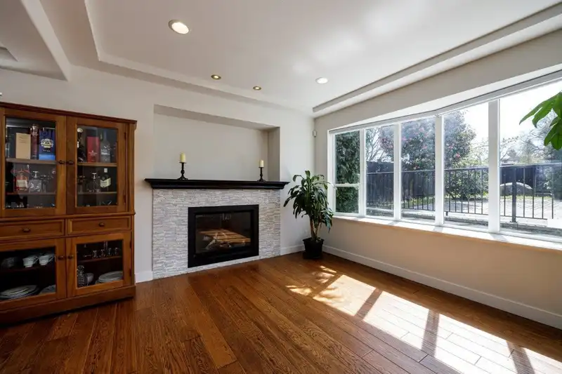 3326 WORTHINGTON DRIVE - photo 4 of 40