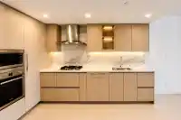 2001 13768 100 AVENUE - thumbnail 3