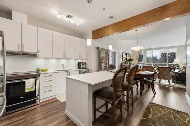 209 560 RAVENWOODS DRIVE - photo 1 of 1