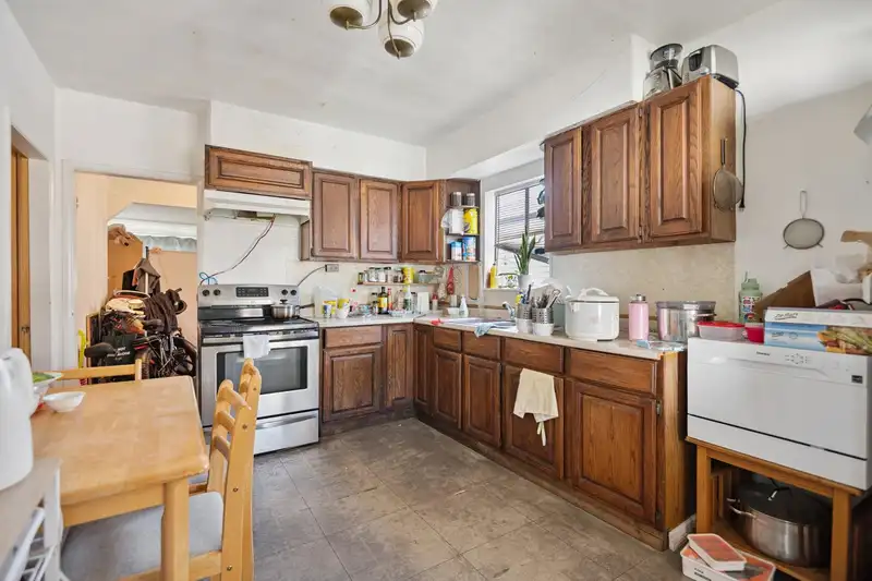 4587 KNIGHT STREET - photo 3 of 12