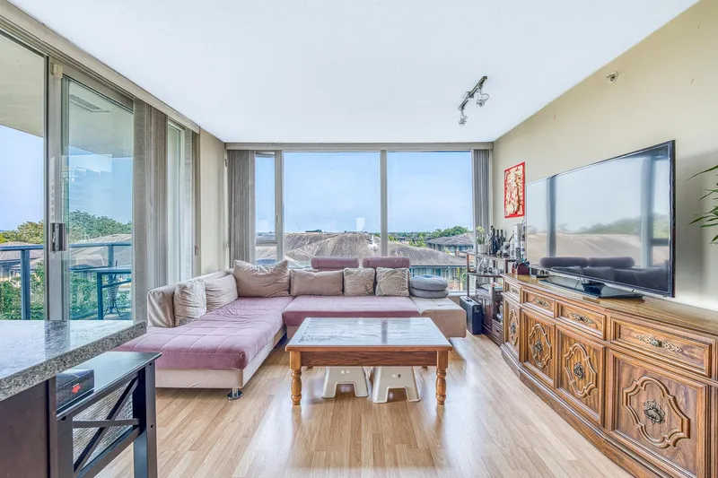 803 5068 KWANTLEN STREET - photo 2 of 25