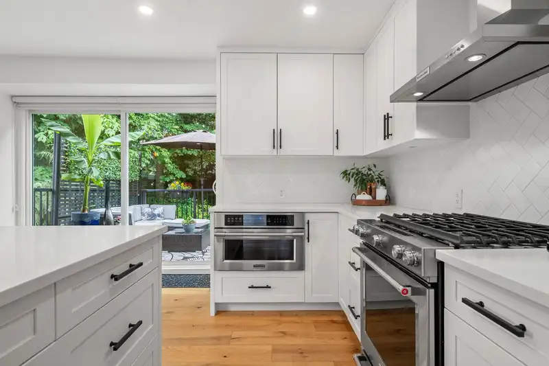 19610 50A AVENUE - photo 1 of 40