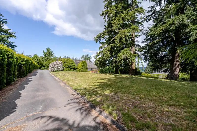 155 188 STREET - photo 2 of 8