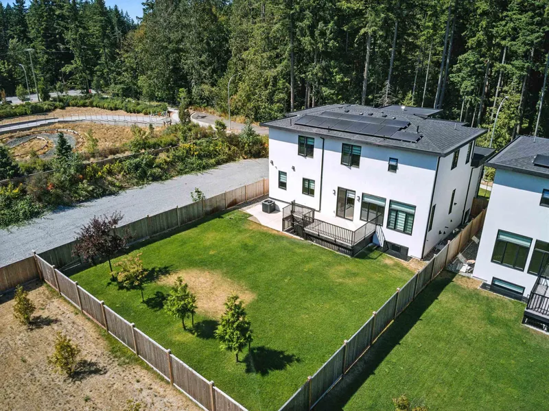 20062 27A AVENUE - photo 3 of 24