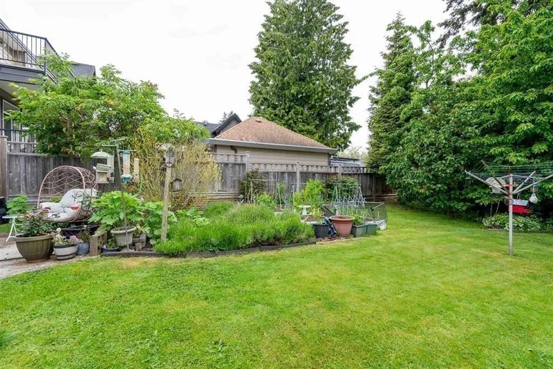 1682 140 STREET - photo 4 of 8