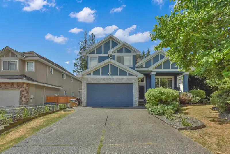 11049 159 STREET - photo 1 of 39