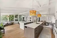 980 PACIFIC DRIVE - thumbnail 6