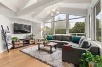 980 PACIFIC DRIVE - thumbnail 10