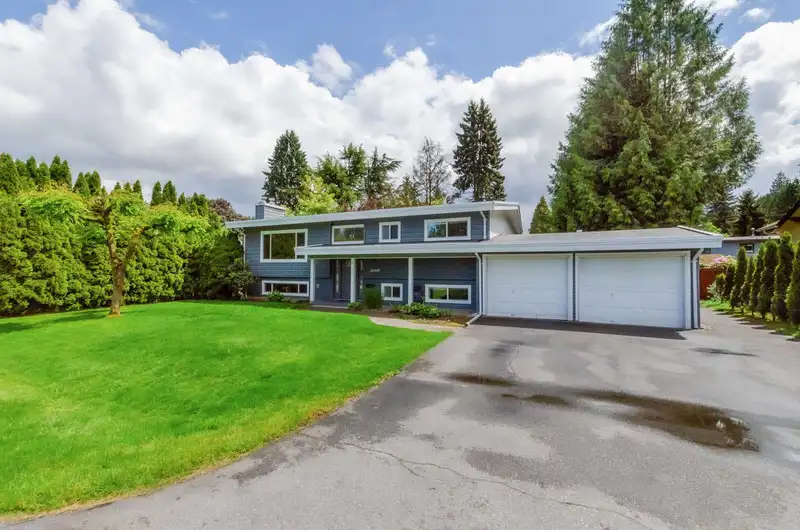 33330 HOLLAND AVENUE - photo 1 of 39