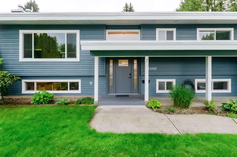 33330 HOLLAND AVENUE - photo 2 of 39