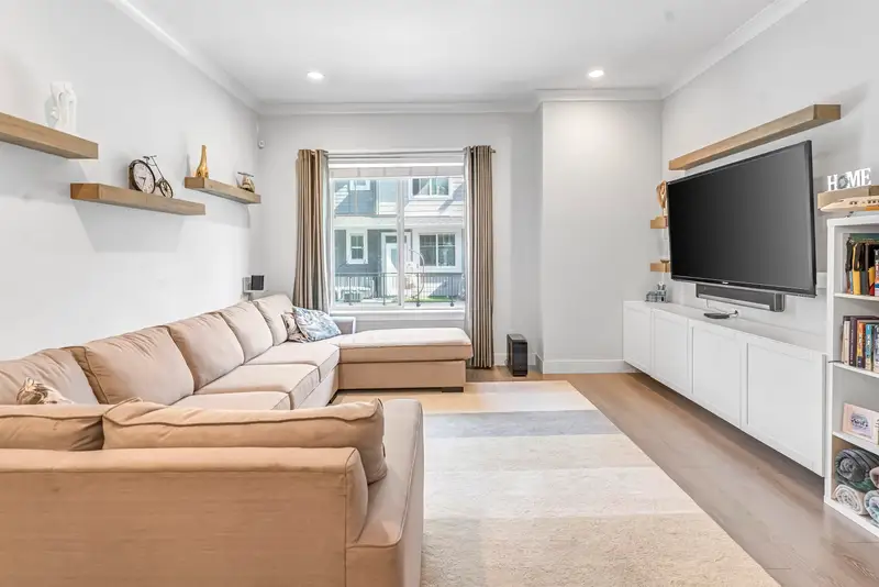 50 2855 158 STREET - photo 1 of 21