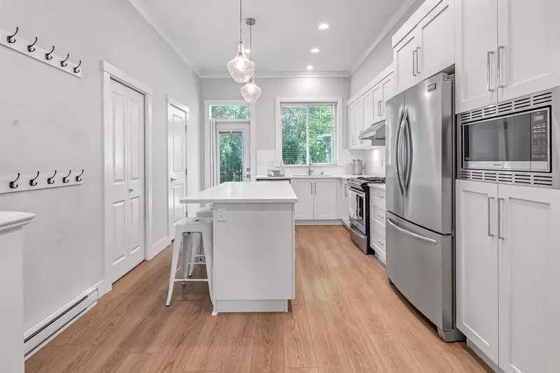 50 2855 158 STREET - photo 4 of 21