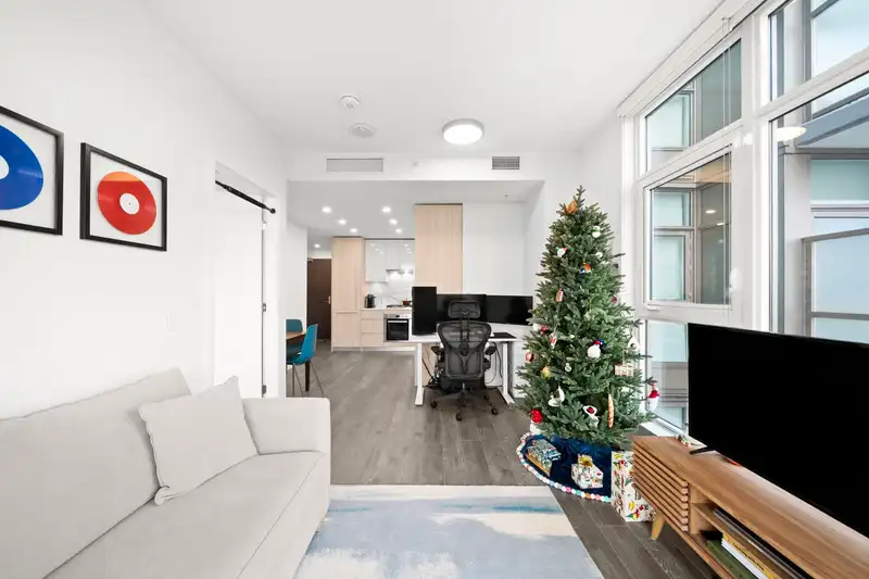 1202 5333 GORING STREET - photo 2 of 27