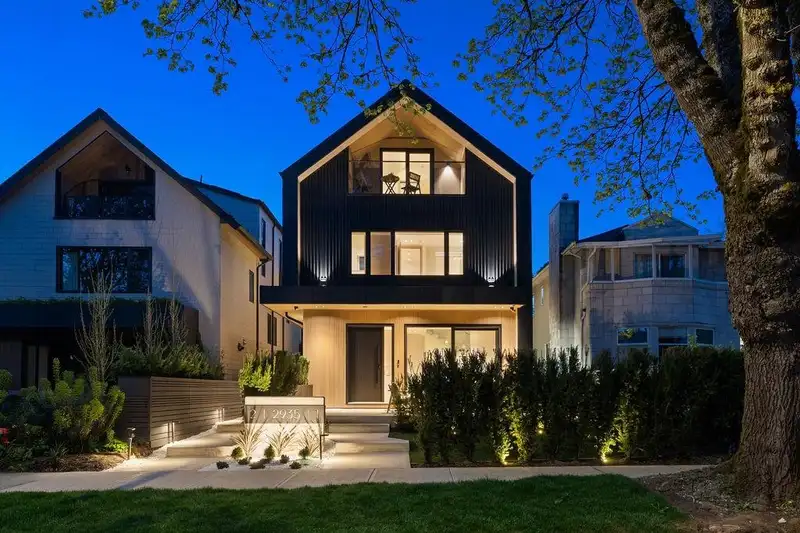 1 2935 W 15TH AVENUE - photo 1 of 40