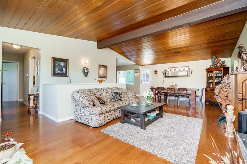 8937 WATSON DRIVE - photo 4 of 39