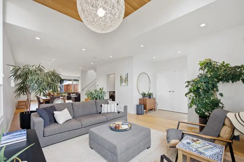364 W 15TH STREET - photo 3 of 37