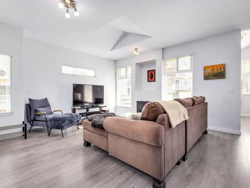 22 7488 MULBERRY PLACE - photo 3 of 36