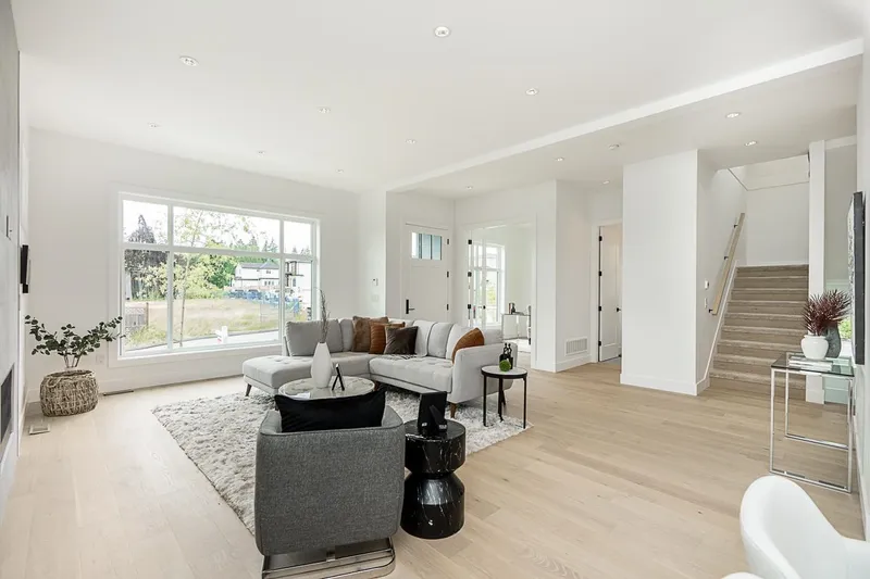 1938 167A STREET - photo 4 of 25