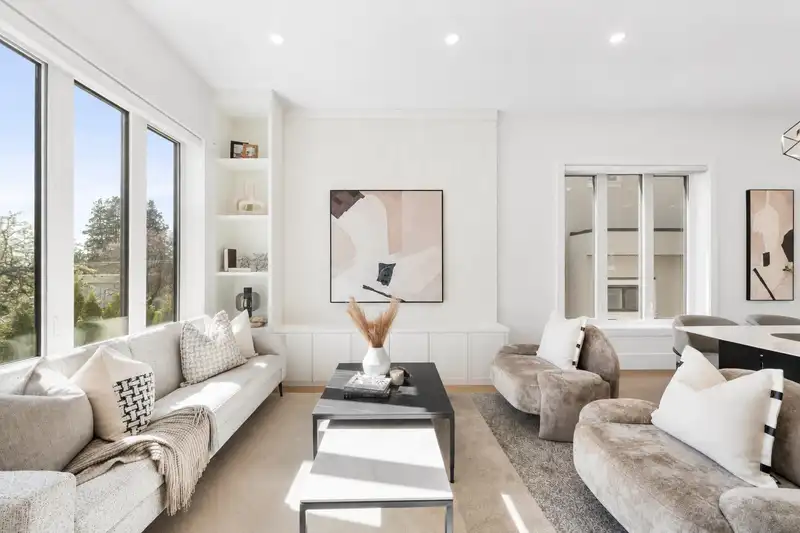 531 W 61ST AVENUE - photo 3 of 39