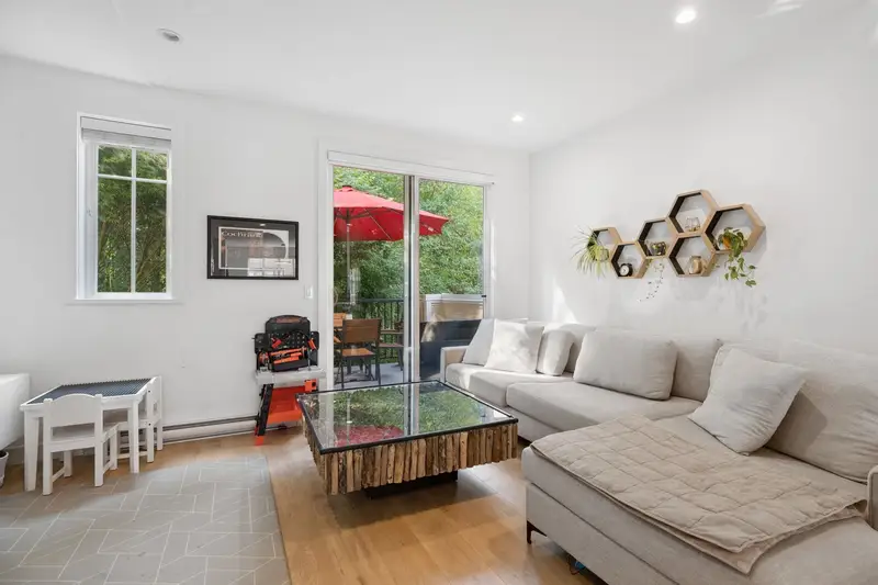 65 15588 32 AVENUE - photo 4 of 25