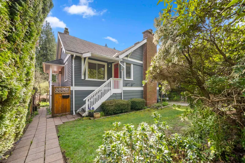 1588 INGLEWOOD AVENUE - photo 1 of 23