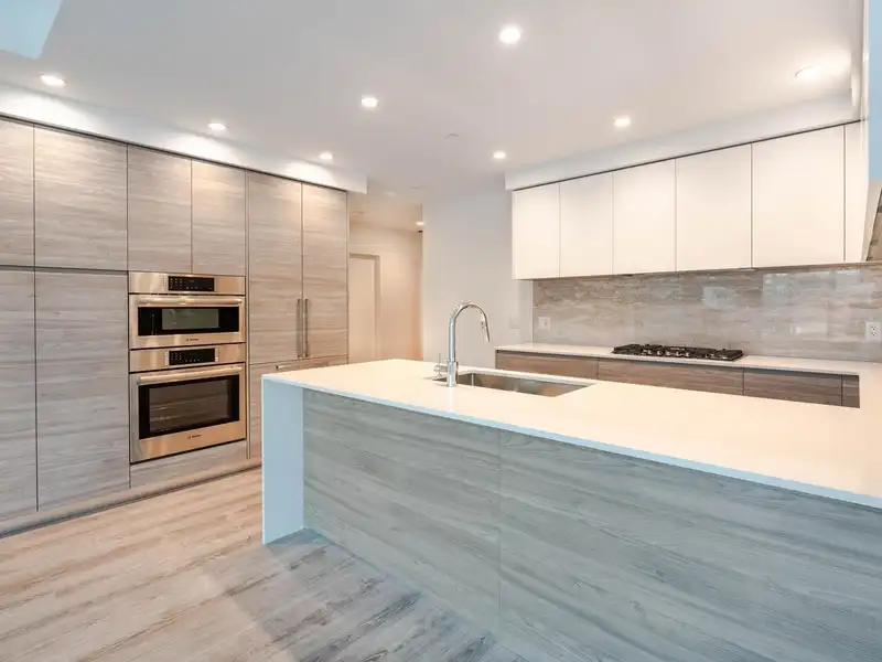 503 680 QUAYSIDE DRIVE - photo 4 of 25