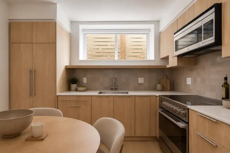 2 595 E 49TH AVENUE - photo 3 of 12