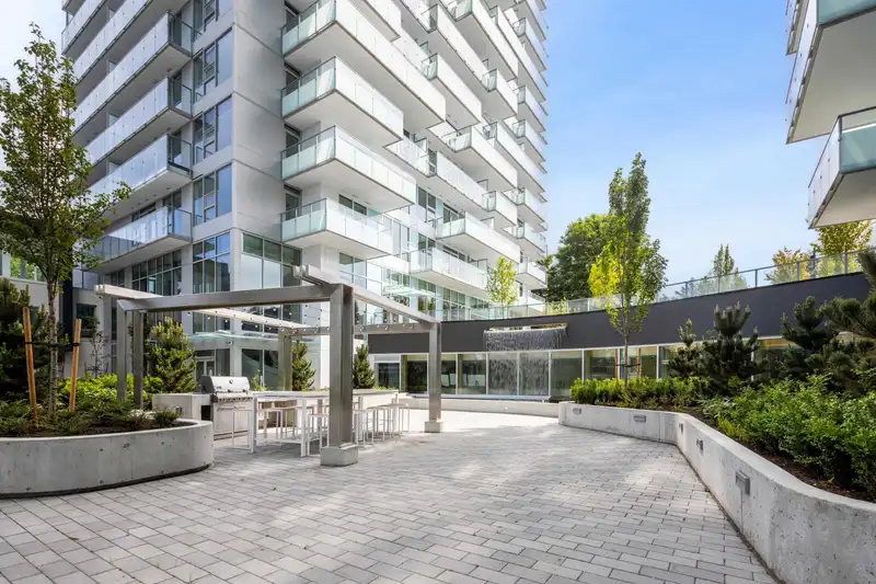 2810 13768 100 AVENUE - photo 3 of 34
