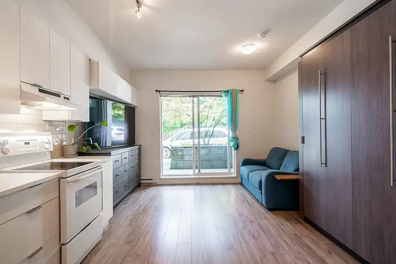 105 13678 GROSVENOR ROAD - photo 2 of 26