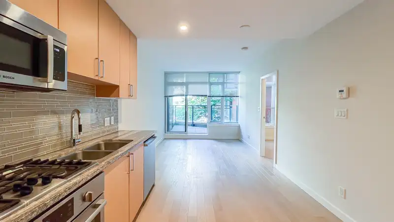 203 38 W 1ST AVENUE - photo 3 of 32