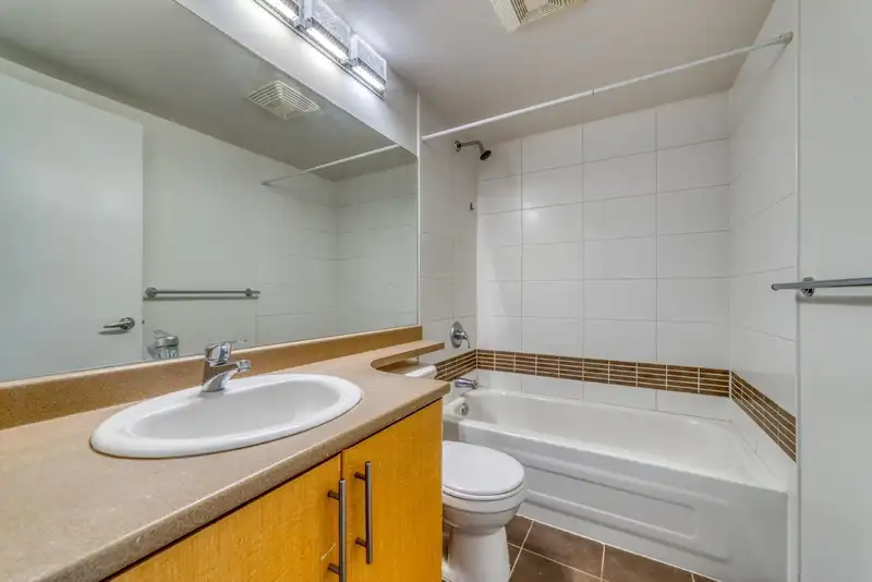 1706 1178 HEFFLEY CRESCENT - photo 2 of 16