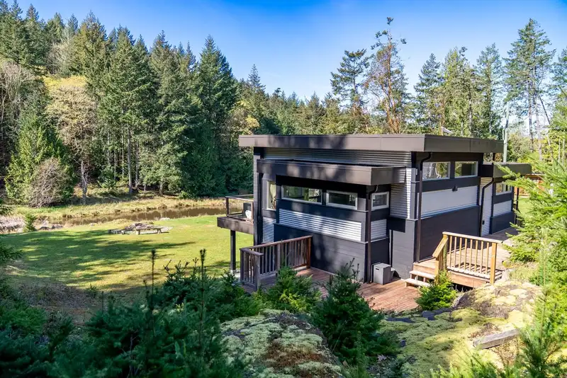 5582 HOOSON ROAD - photo 4 of 39