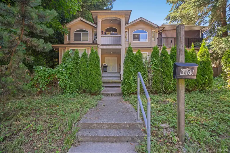 8863 KING GEORGE BOULEVARD - photo 1 of 23