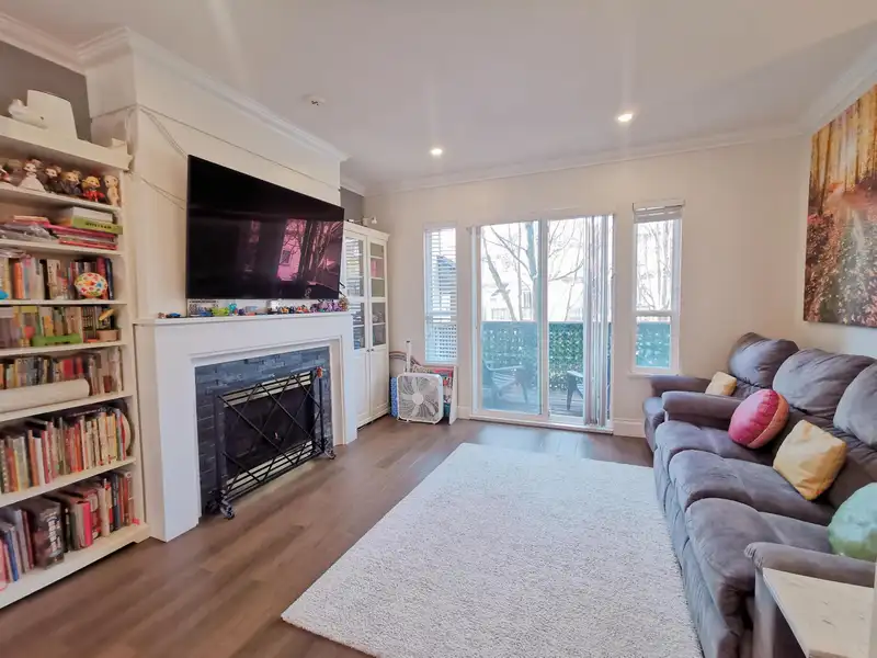 103 3880 WESTMINSTER HIGHWAY - photo 3 of 14