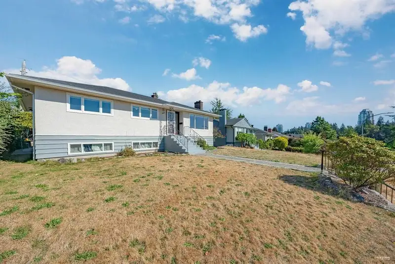 6407 CLINTON STREET - photo 2 of 31