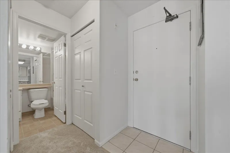 103 99 BEGIN STREET - photo 2 of 25